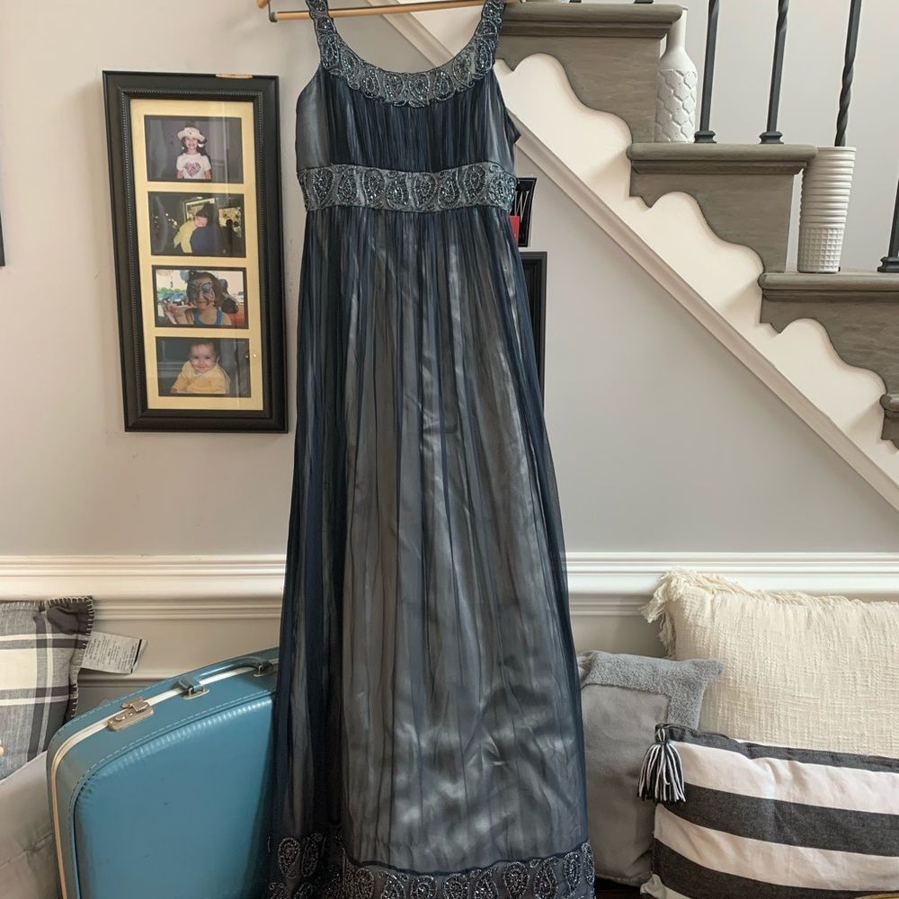 Night Way Navy & Silver Beaded Grecian Gown  Maxi Dress. Sz 6 NWT